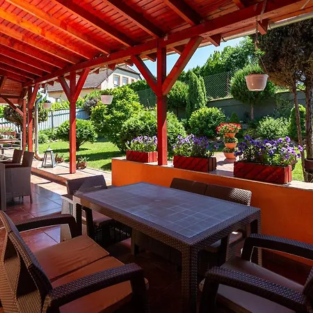 Erika Vendeghaz Guest house Eger