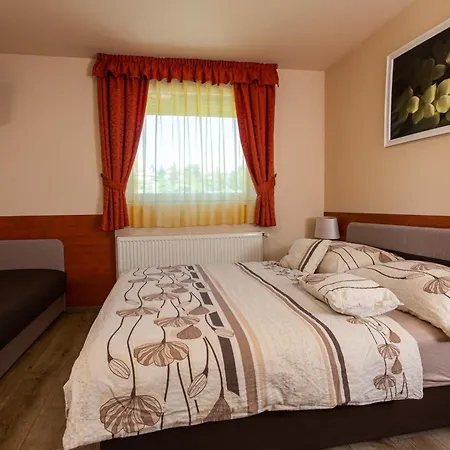 Erika Vendeghaz Guest house Eger