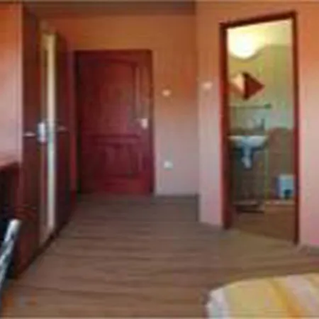Erika Vendeghaz Guest house 2*